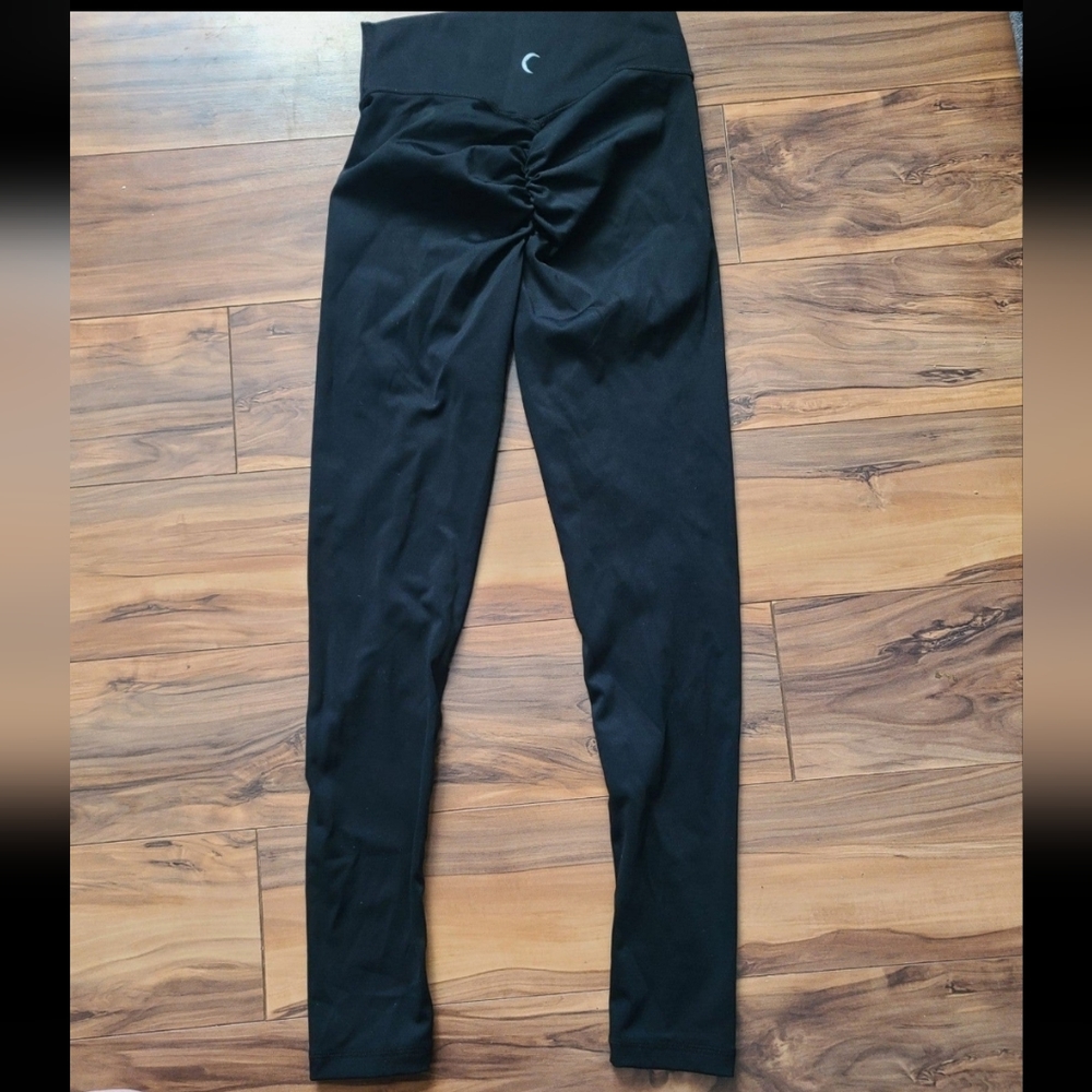 Zyia Black Brilliant Scrunchy What Hi-Rise 7/8 24" size 2